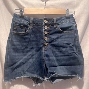 ***Juniors denim shorts